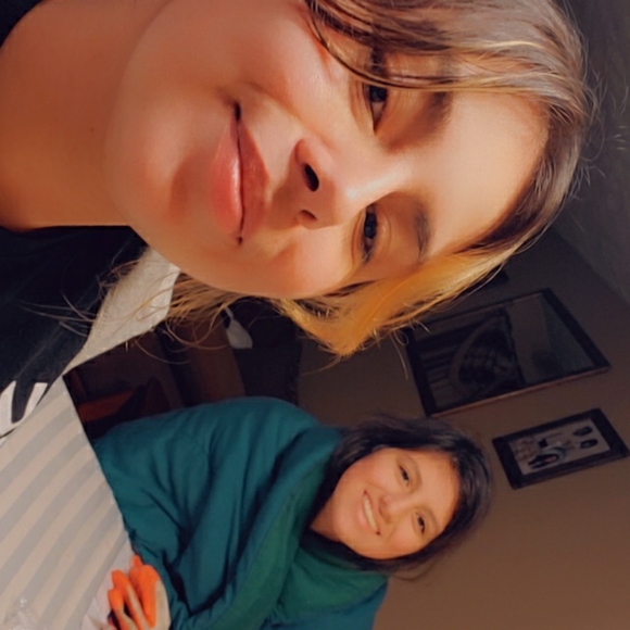 UPDATE guys, Hello I am selena - Picture 3 of 4